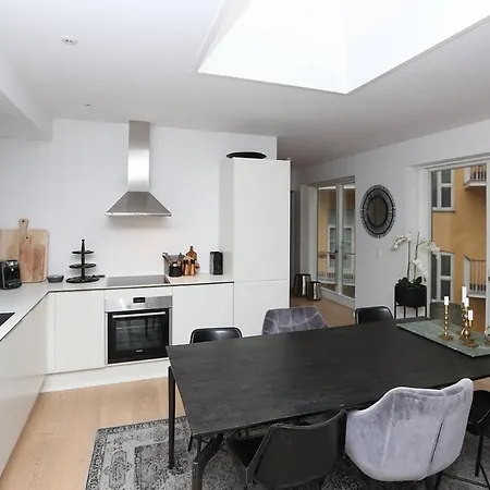 Classy Elegant With Private Terrace *